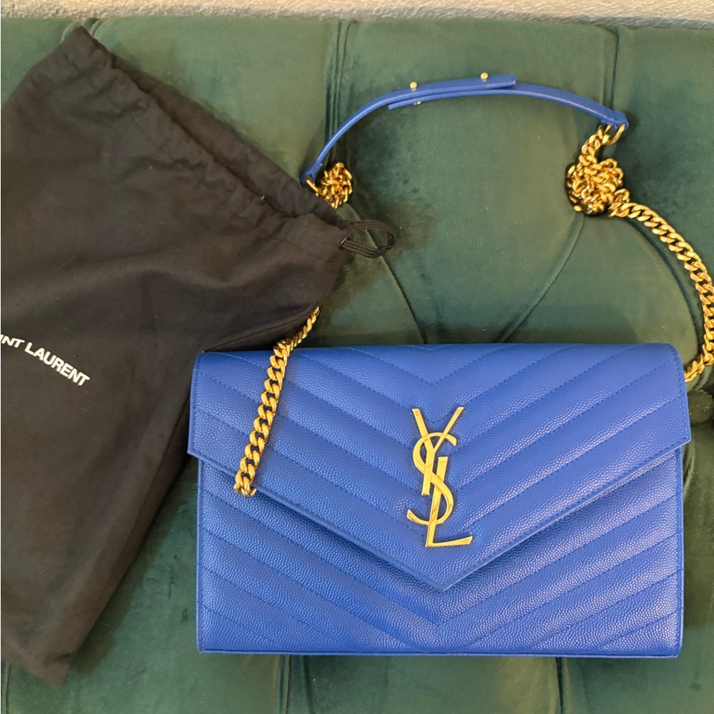 SAINT LAURENT Royal Blue Chevron Quilted Grain De Poudre Envelope Clutch Wallet